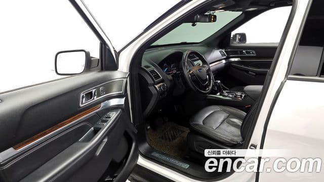 Ford Explorer 5세대, 2019 10