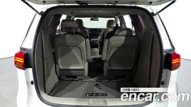 Kia All New Carnival Luxury, 2016 20