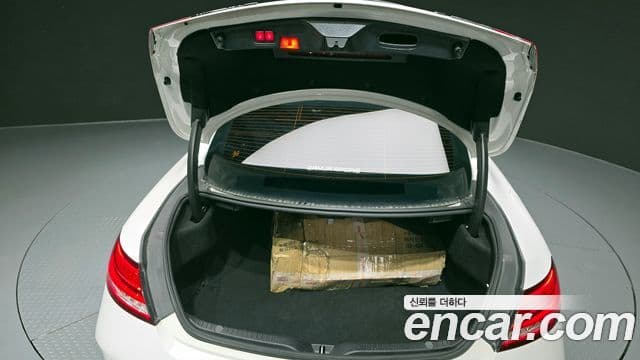 Mercedes-Benz C-класс W205 C63 S AMG купе, 2018 20