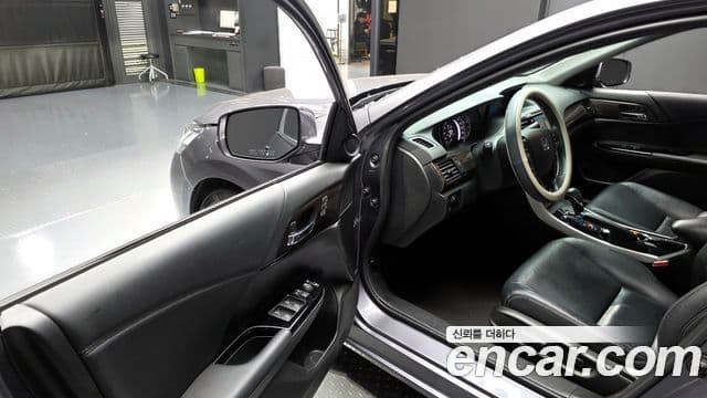 Honda 올뉴어코드 9세대, 2016 11