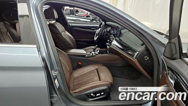 BMW 5시리즈 (G30) 520d M Sport Plus, 2018 11
