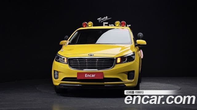Kia All New Carnival 11인승 Children Escort Vehicle, 2017 3