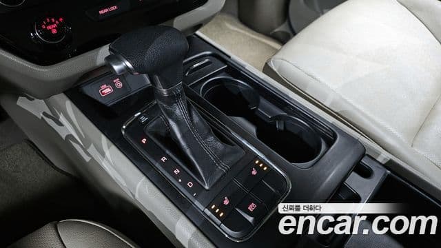 Kia All New Carnival 11인승 Children Escort Vehicle, 2017 9