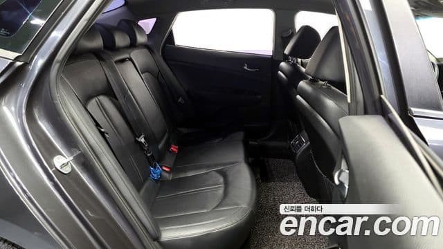 Kia K5 гибрид 2세대 Noblesse, 2017 12