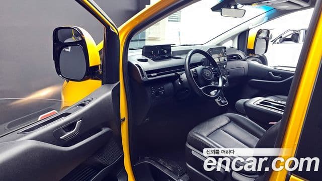 Hyundai Staria 15인승, 2022 10