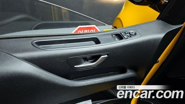 Hyundai Staria 15인승, 2022 17