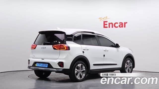 Kia Niro Plus Air (таксомоторный тип), 2023 2