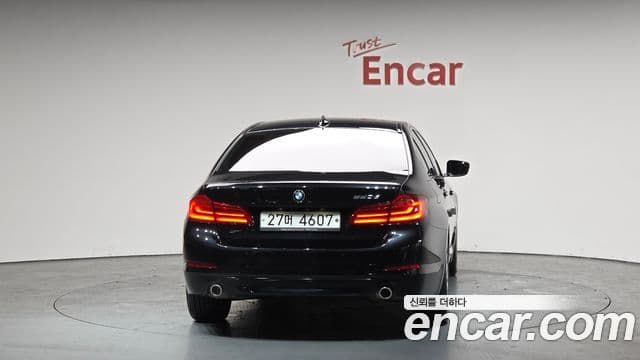 BMW 5시리즈 (G30) 520d Luxury Special Edition, 2018 4