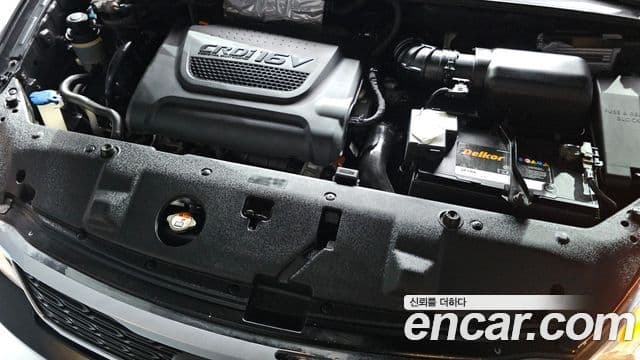 Kia Carnival R Premium, 2014 6