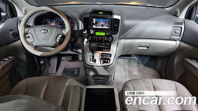 Kia Carnival R Premium, 2014 7
