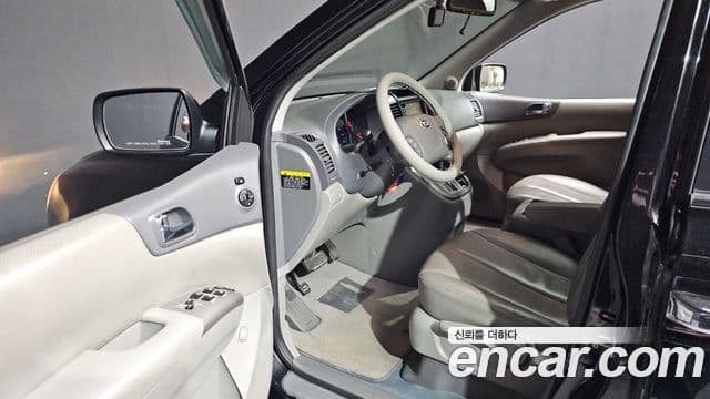 Kia Carnival R Premium, 2014 10