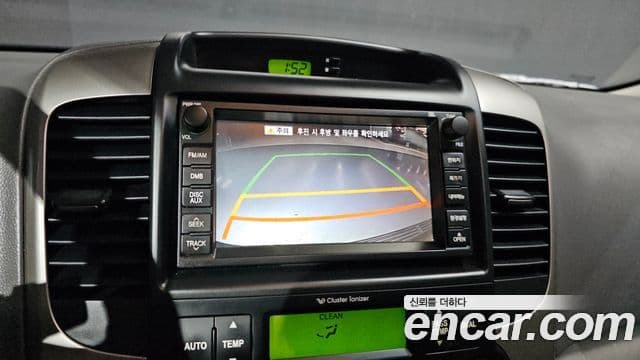 Kia Carnival R Premium, 2014 16
