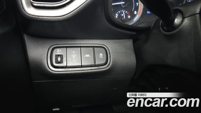 Hyundai Venue Modern, 2020 16