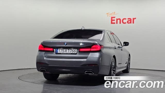 BMW 5시리즈 (G30) 520i M Sport, 2023 4