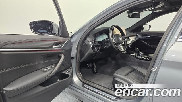 BMW 5시리즈 (G30) 520i M Sport, 2023 10