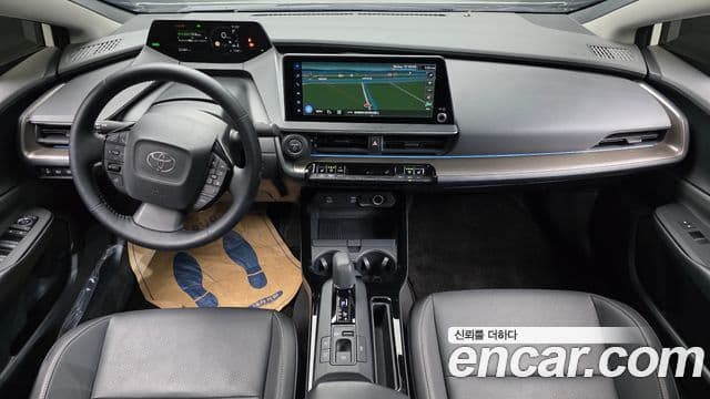 Toyota 프리우스 5세대 2.0 XLE, 2024 7