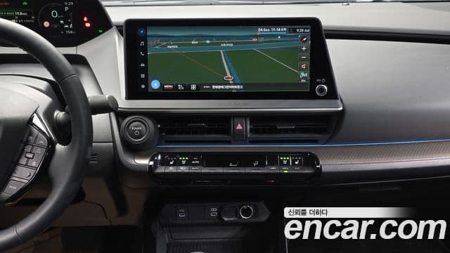 Toyota 프리우스 5세대 2.0 XLE, 2024 14