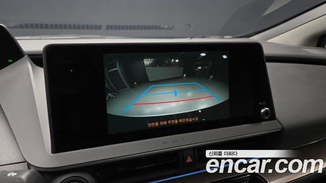 Toyota 프리우스 5세대 2.0 XLE, 2024 15