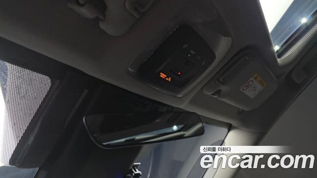 Toyota 프리우스 5세대 2.0 XLE, 2024 19