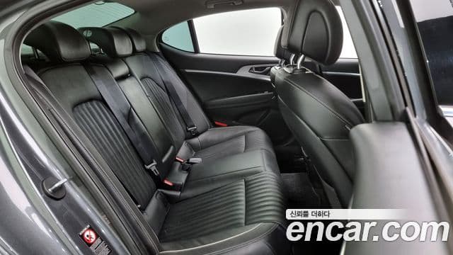 Genesis G70 Supreme, 2018 12