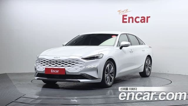 Kia K8 Signature, 2022 1