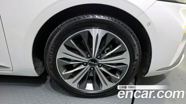 Kia K8 Signature, 2022 все фото