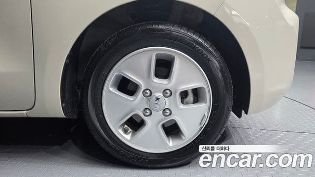 Kia The / новый New Ray Luxury, 2018 все фото