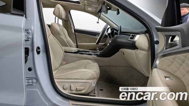 Genesis G70 Elite, 2019 11