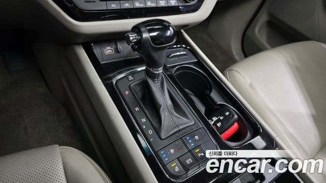 Kia All New Carnival Prestige, 2016 9