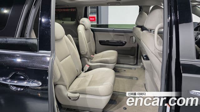 Kia All New Carnival Prestige, 2016 12
