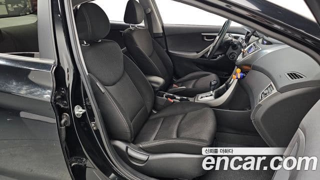 Hyundai Avante MD Luxury, 2012 10