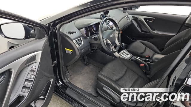 Hyundai Avante MD Luxury, 2012 11