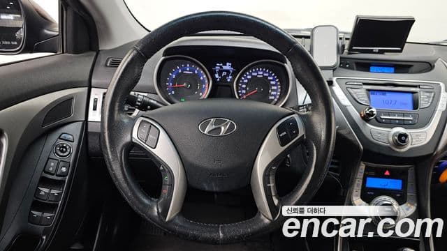 Hyundai Avante MD Luxury, 2012 13