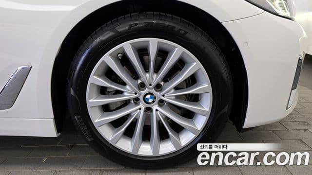 BMW 5시리즈 (G30) Luxury, 2022 все фото