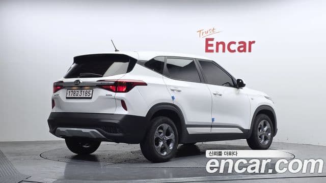 Kia Seltos Trendy, 2020 2