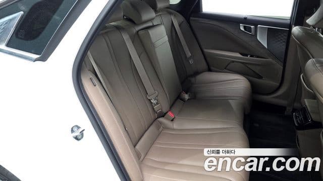 Kia K8 гибрид Noblesse, 2022 12