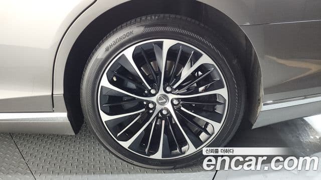 Lexus LS500 5세대 3.5 Luxury AWD, 2022 все фото