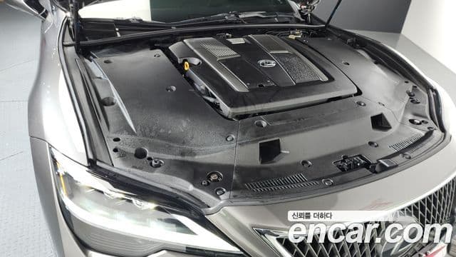 Lexus LS500 5세대 3.5 Luxury AWD, 2022 6