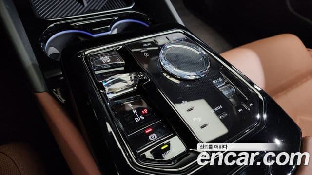 BMW 5시리즈 (G60) 530i xDrive M Sport, 2024 9