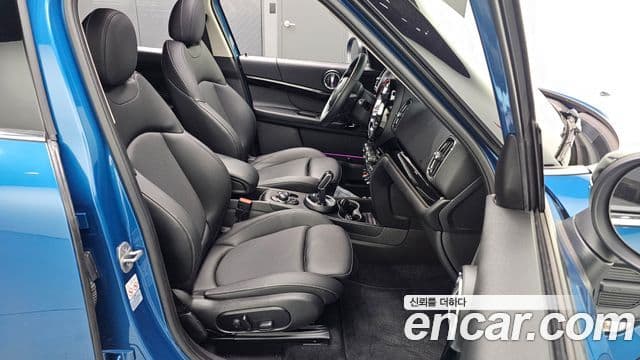 Mini Cooper D Countryman 2세대, 2022 12