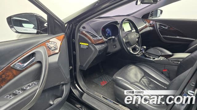 Hyundai Aslan Exclusive, 2016 11