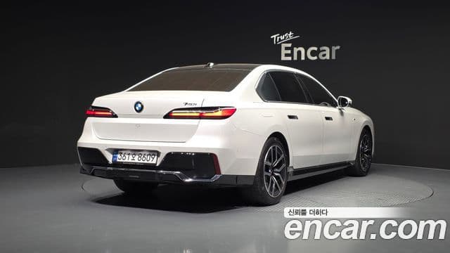 BMW 7시리즈 (G70) 740i sDrive M Sport, 2023 2