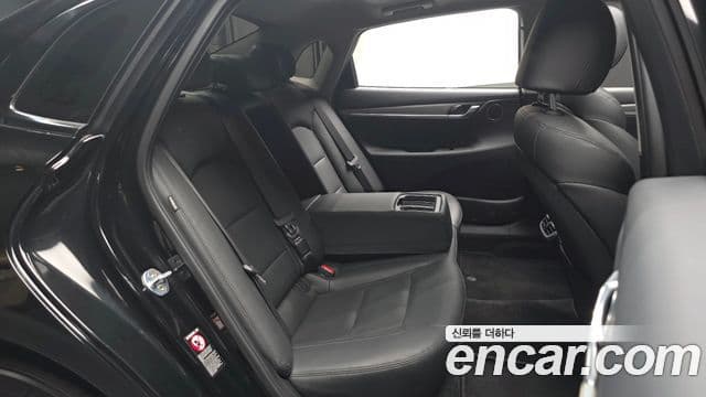 Hyundai The / новый New Grandeur IG Modern, 2022 12