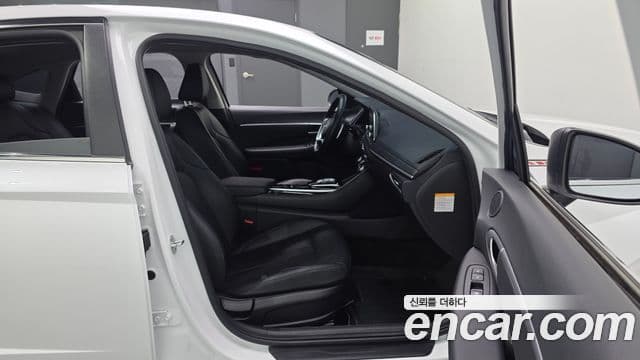 Hyundai Sonata гибрид (DN8) Modern, 2022 12