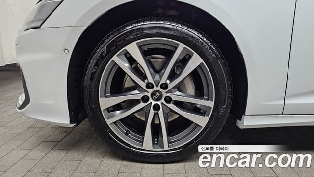 Audi A6 (C8) Premium, 2023 все фото