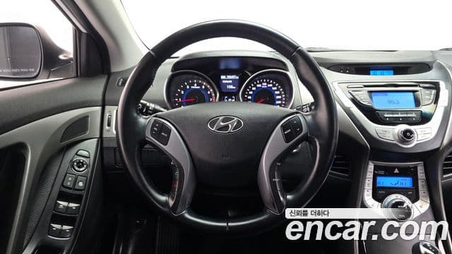 Hyundai Avante MD Premier, 2012 13