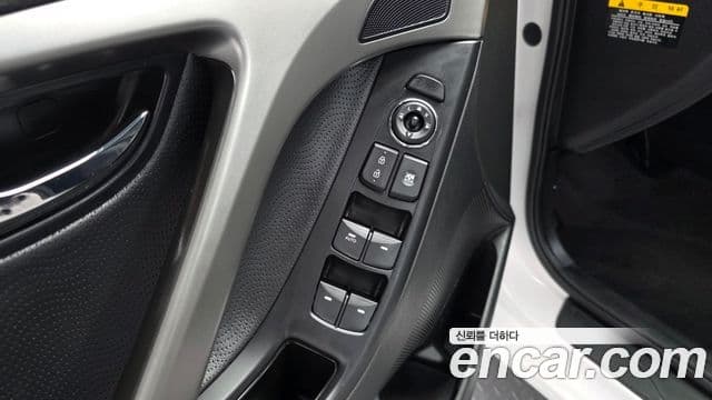 Hyundai Avante MD Premier, 2012 16