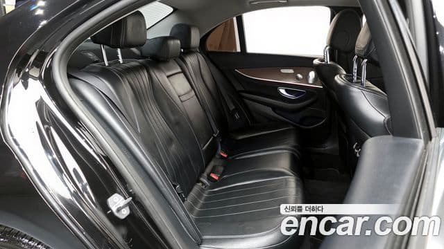 Mercedes-Benz E-класс W213 Exclusive, 2018 12
