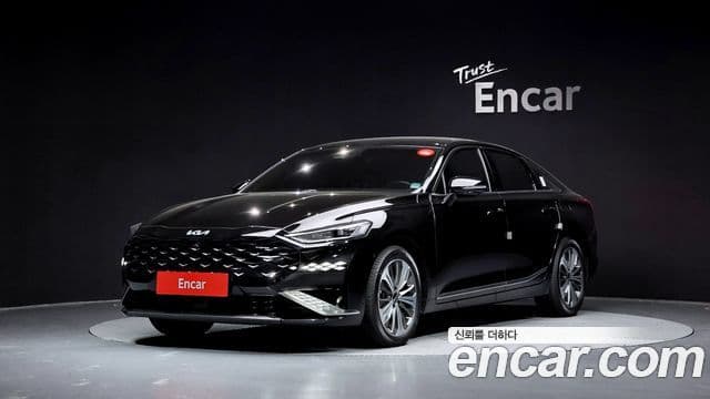 Kia K8 гибрид Signature, 2023 1