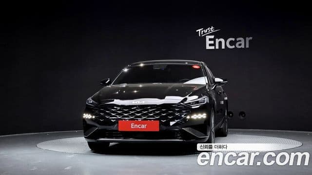 Kia K8 гибрид Signature, 2023 3